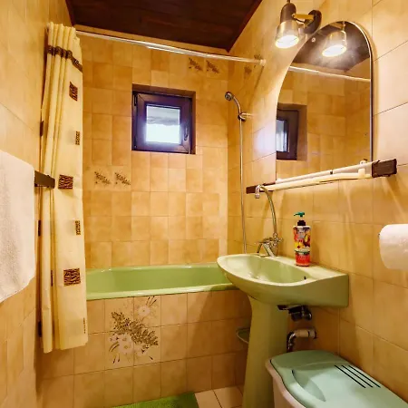 Holiday home Suzy By Interhome